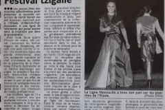 5.1.8. Newspaper article featuring the Manouche fashion show that occurred during the 1999 festival.